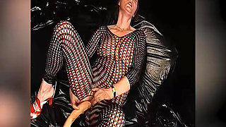 Pregnant Blonde Gets Covered in Cum During Intense Ggg Bukkake