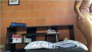 Big Ass And Multiorgasmic Secretary With Glasses Who Works From Home Makes Love To Her Boss