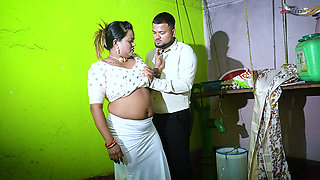 Indian EMI Agent Ne EMI Ke Badale Maa Aur Beti Ko Ek Sath Pela Ghar ke Bahar ( Hindi Audio )